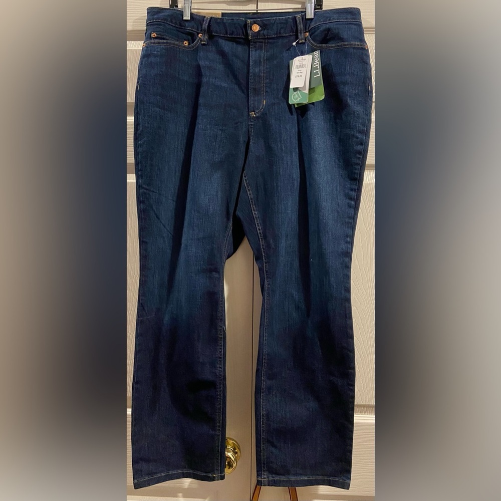 L.L. Bean Jeans BeanFlex Straight Leg Favorite Fit Stretch Women's Blue Sz 18W